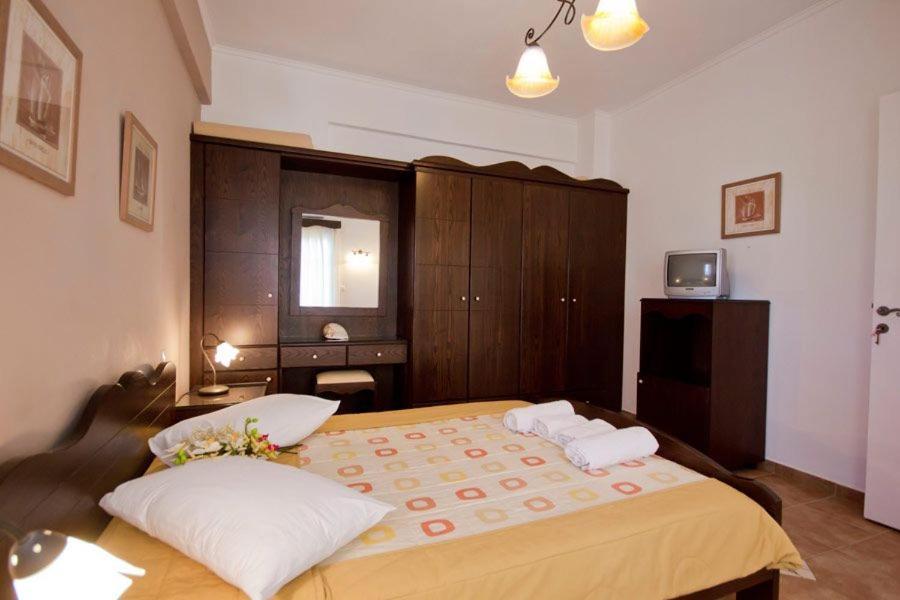 Apartments With View Adamantas  Luaran gambar