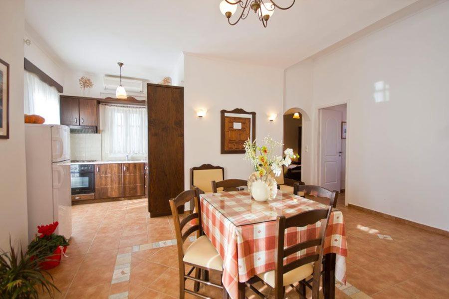Apartments With View Adamantas  Luaran gambar